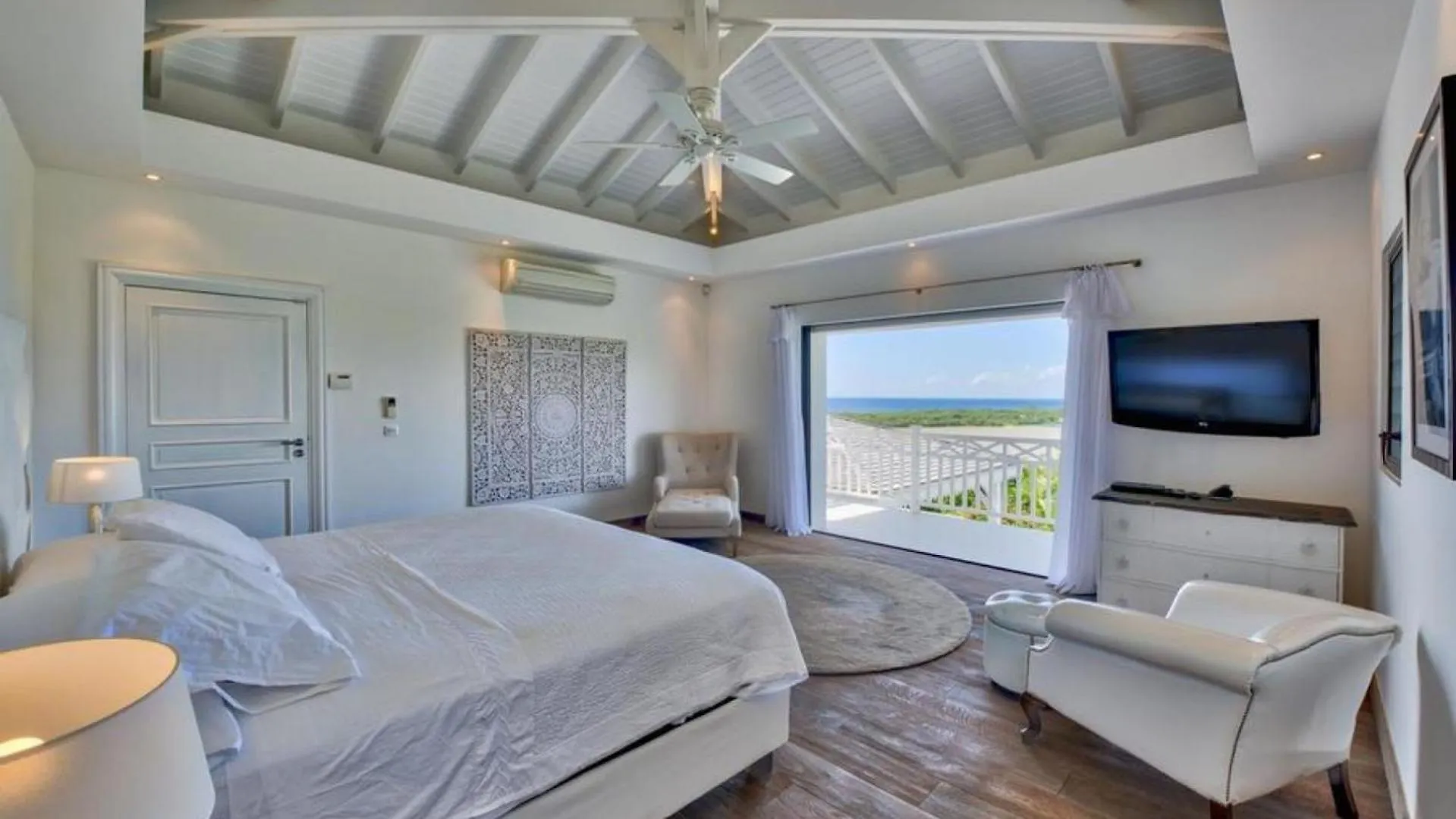 Stunning 6Br Villa Near Longue Bay Beach Baie Longue